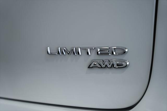 2026 Chrysler Pacifica Limited AWD