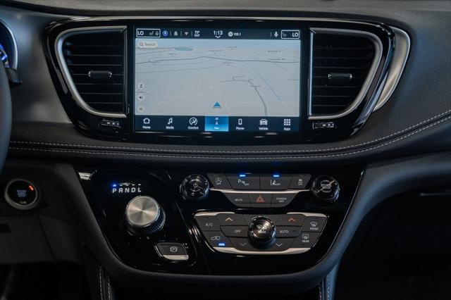 2026 Chrysler Pacifica Limited AWD