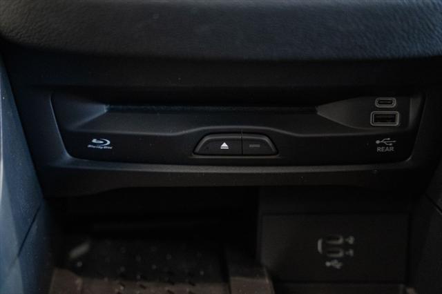2026 Chrysler Pacifica Limited AWD