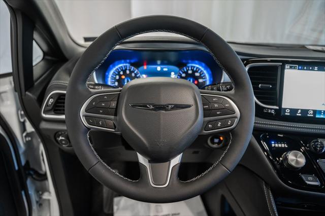 2026 Chrysler Pacifica Limited AWD