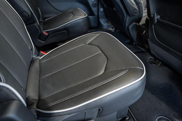 2026 Chrysler Pacifica Limited AWD