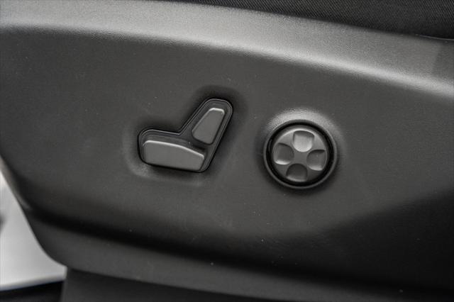 2026 Chrysler Pacifica Limited AWD