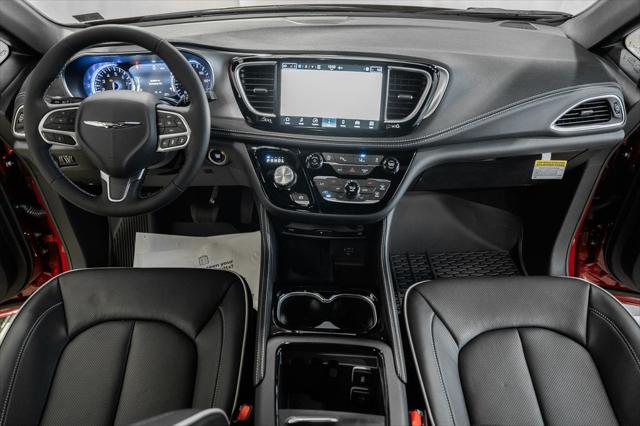 2026 Chrysler Pacifica Limited AWD