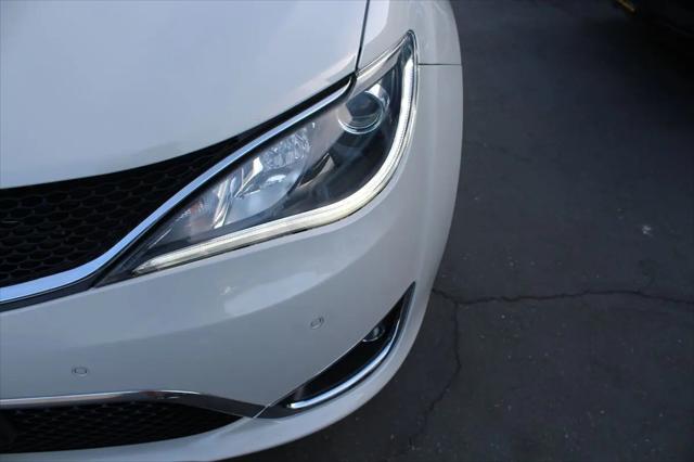 2020 Chrysler Pacifica Hybrid Limited