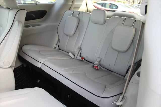 2020 Chrysler Pacifica Hybrid Limited