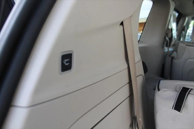 2020 Chrysler Pacifica Hybrid Limited