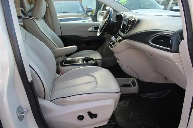 2020 Chrysler Pacifica Hybrid Limited