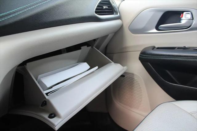 2020 Chrysler Pacifica Hybrid Limited
