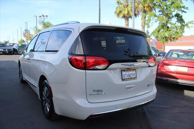 2020 Chrysler Pacifica Hybrid Limited