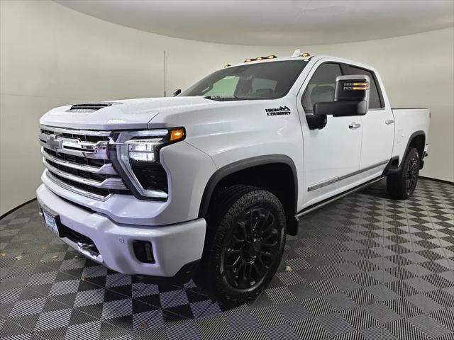 2026 Chevrolet Silverado 2500HD Crew Cab, Standard Bed, High Country, 4WD