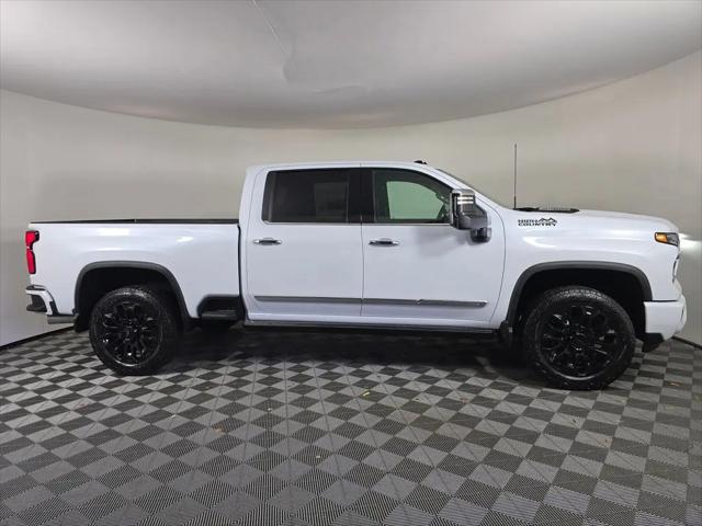 2026 Chevrolet Silverado 2500HD Crew Cab, Standard Bed, High Country, 4WD