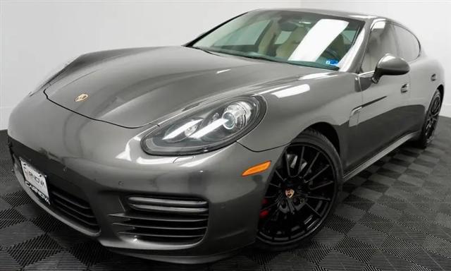 2014 Porsche Panamera GTS