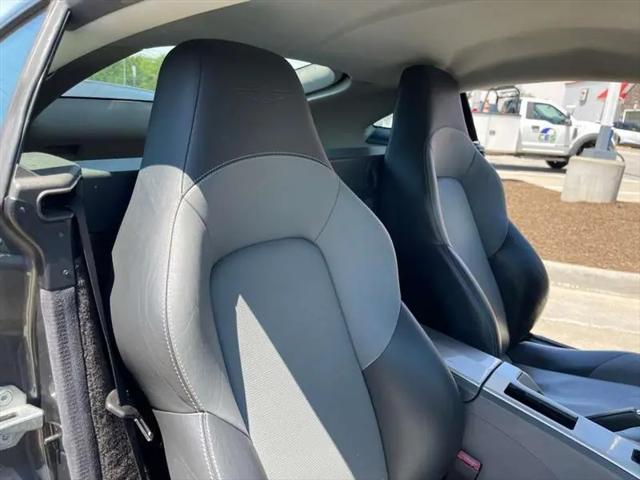 2004 Chrysler Crossfire Base