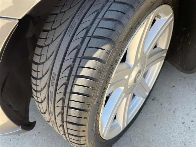2004 Chrysler Crossfire Base