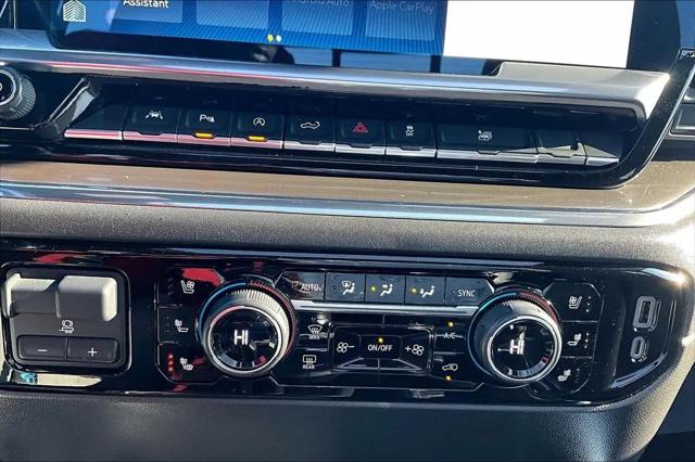 2023 Chevrolet Silverado 1500 4WD Crew Cab Short Bed High Country