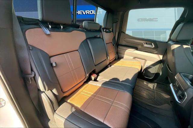 2023 Chevrolet Silverado 1500 4WD Crew Cab Short Bed High Country
