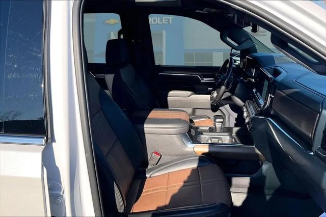 2023 Chevrolet Silverado 1500 4WD Crew Cab Short Bed High Country