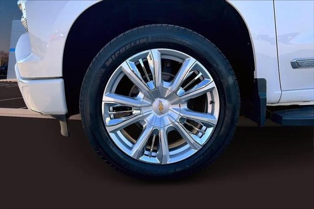 2023 Chevrolet Silverado 1500 4WD Crew Cab Short Bed High Country