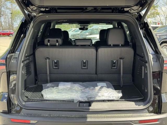 2026 Chevrolet Traverse FWD LT