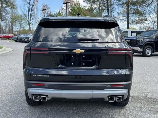 2026 Chevrolet Traverse FWD LT