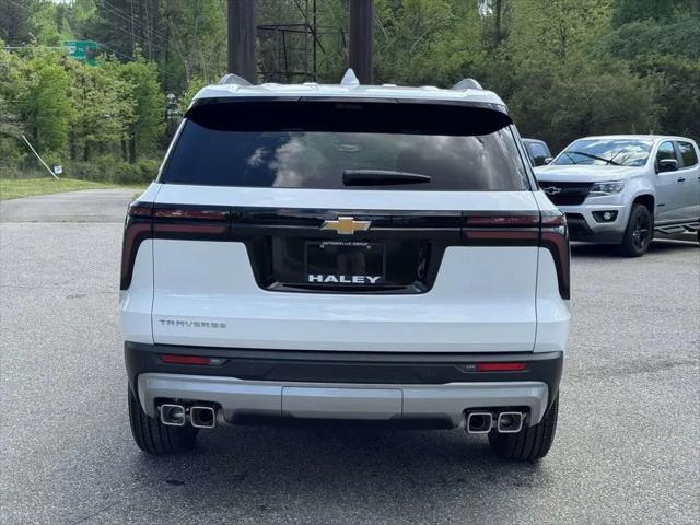 2026 Chevrolet Traverse FWD LT