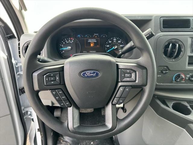 2027 Ford E-Series Cutaway Base