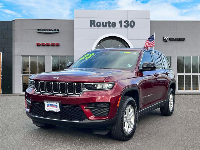2023 Jeep Grand Cherokee Laredo 4x4