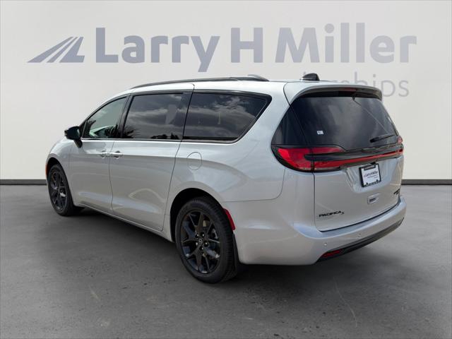 2026 Chrysler Pacifica PACIFICA LIMITED AWD