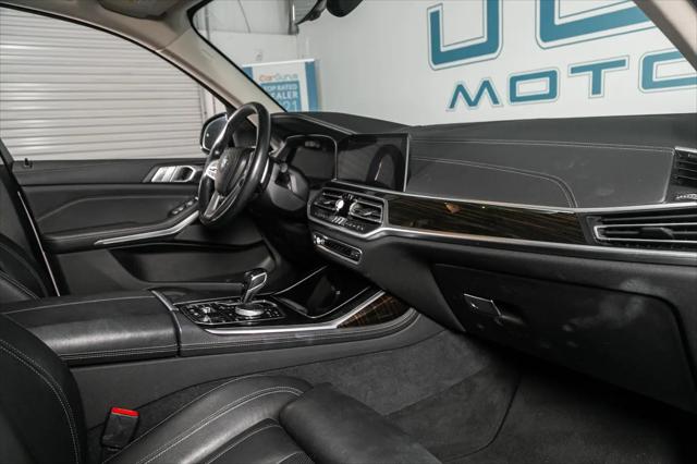 2019 BMW X7 xDrive50i