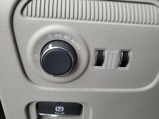 2026 Jeep Grand Wagoneer Summit Obsidian 4x4