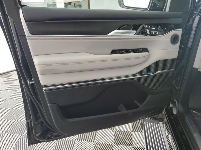 2026 Jeep Grand Wagoneer Summit Obsidian 4x4