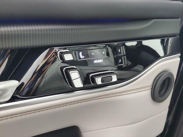 2026 Jeep Grand Wagoneer Summit Obsidian 4x4