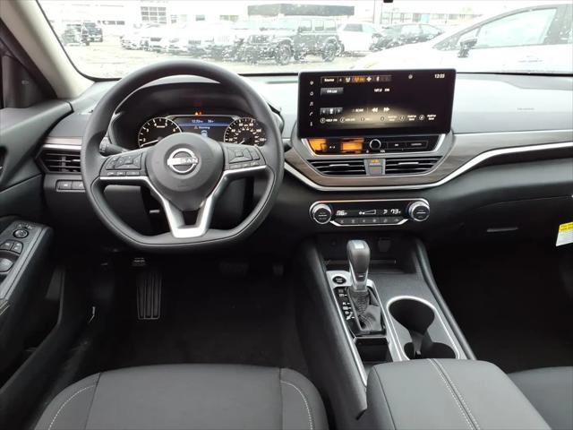 2026 Nissan Altima SV FWD