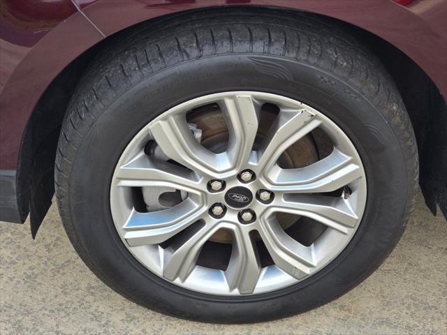 2023 Ford Edge Titanium