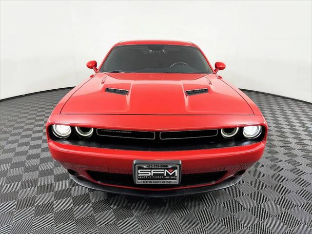 2015 Dodge Challenger SXT