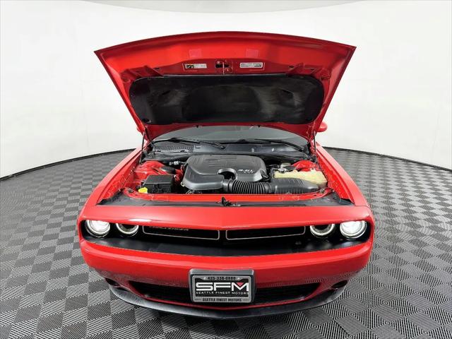 2015 Dodge Challenger SXT