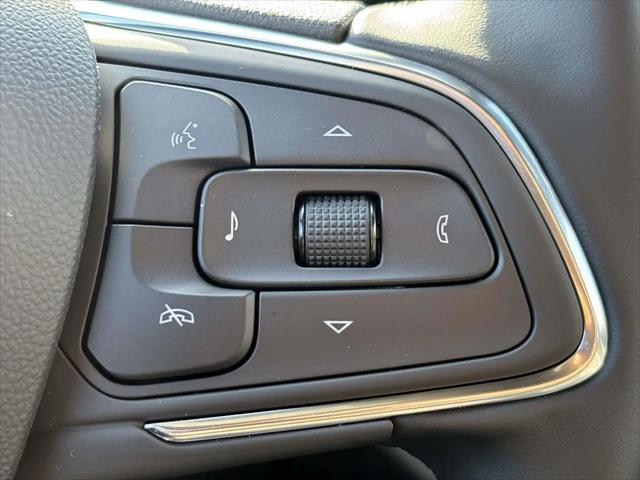 2026 Buick NV Sport Touring FWD