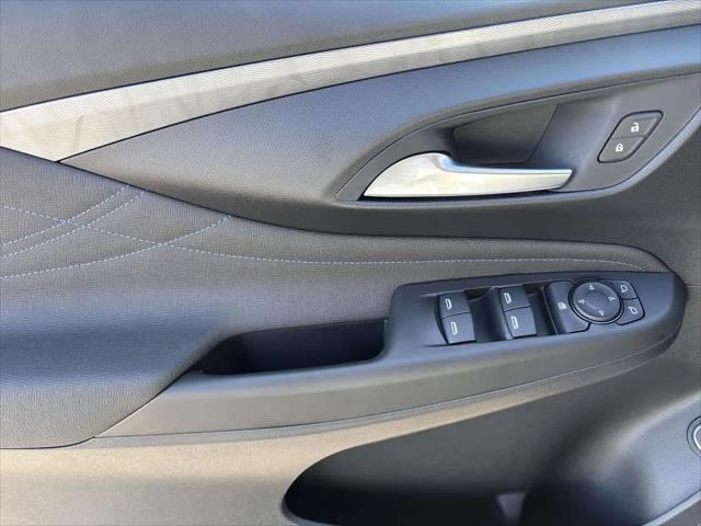 2026 Buick NV Sport Touring FWD