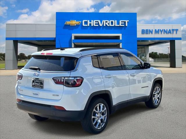 2022 Jeep Compass Latitude Lux 4x4