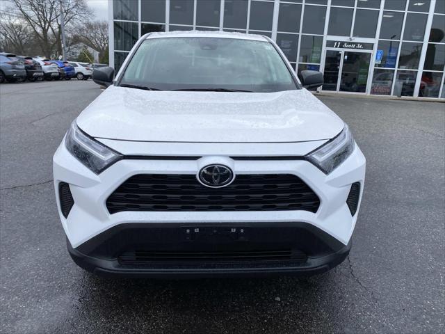 2024 Toyota RAV4 LE