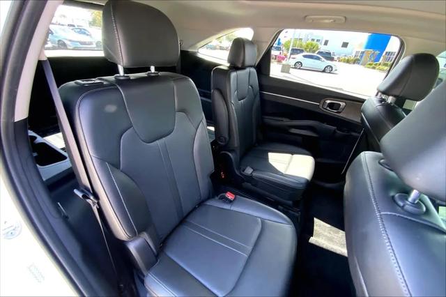 2023 Kia Sorento EX