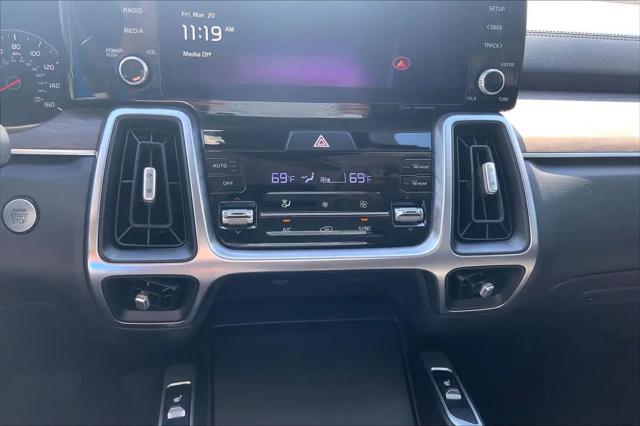 2023 Kia Sorento EX