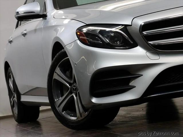 2017 Mercedes-Benz E-CLASS E 300 E 300