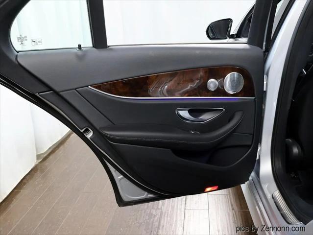 2017 Mercedes-Benz E-CLASS E 300 E 300