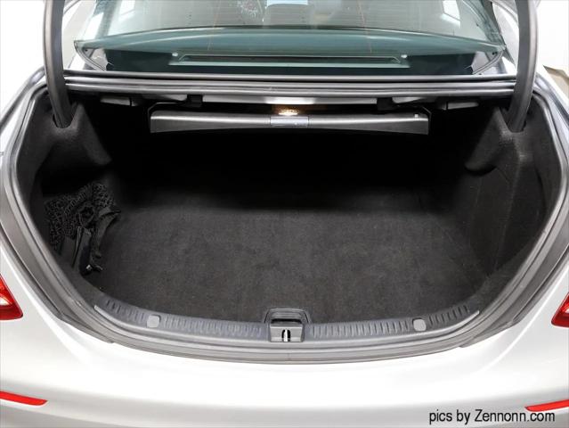 2017 Mercedes-Benz E-CLASS E 300 E 300