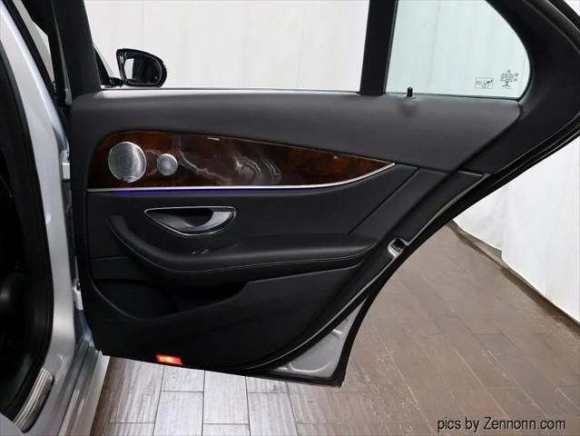 2017 Mercedes-Benz E-CLASS E 300 E 300