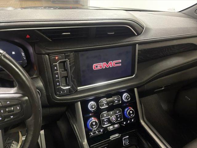2022 GMC Yukon 4WD Denali