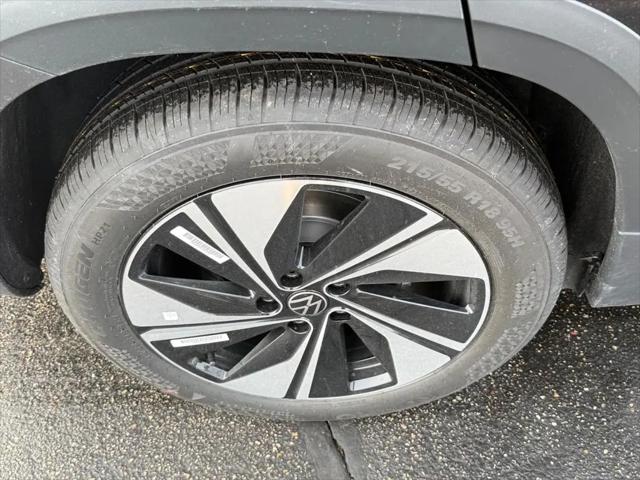 2026 Volkswagen Taos SE