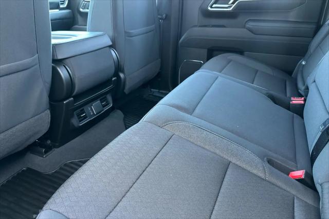 2026 GMC Sierra 1500 Crew Cab, Short Bed, Elevation, 4WD