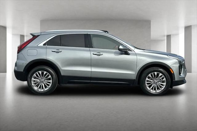 2025 Cadillac XT4 AWD Premium Luxury